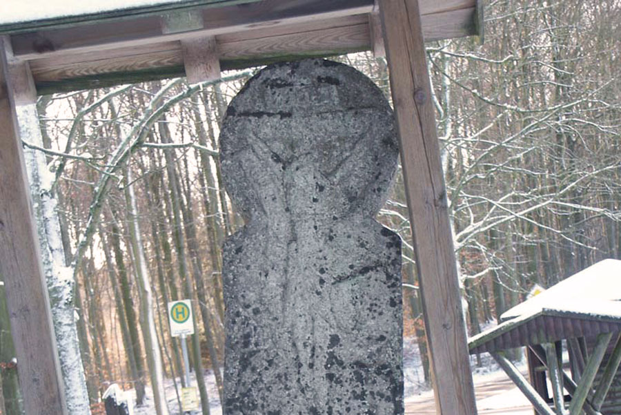 Sühnestein in Everstorf (Foto: F. Ruchhöft)