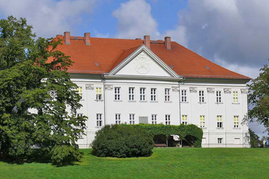 Schloss Hohenzieritz (Foto: F. Ruchhöft)